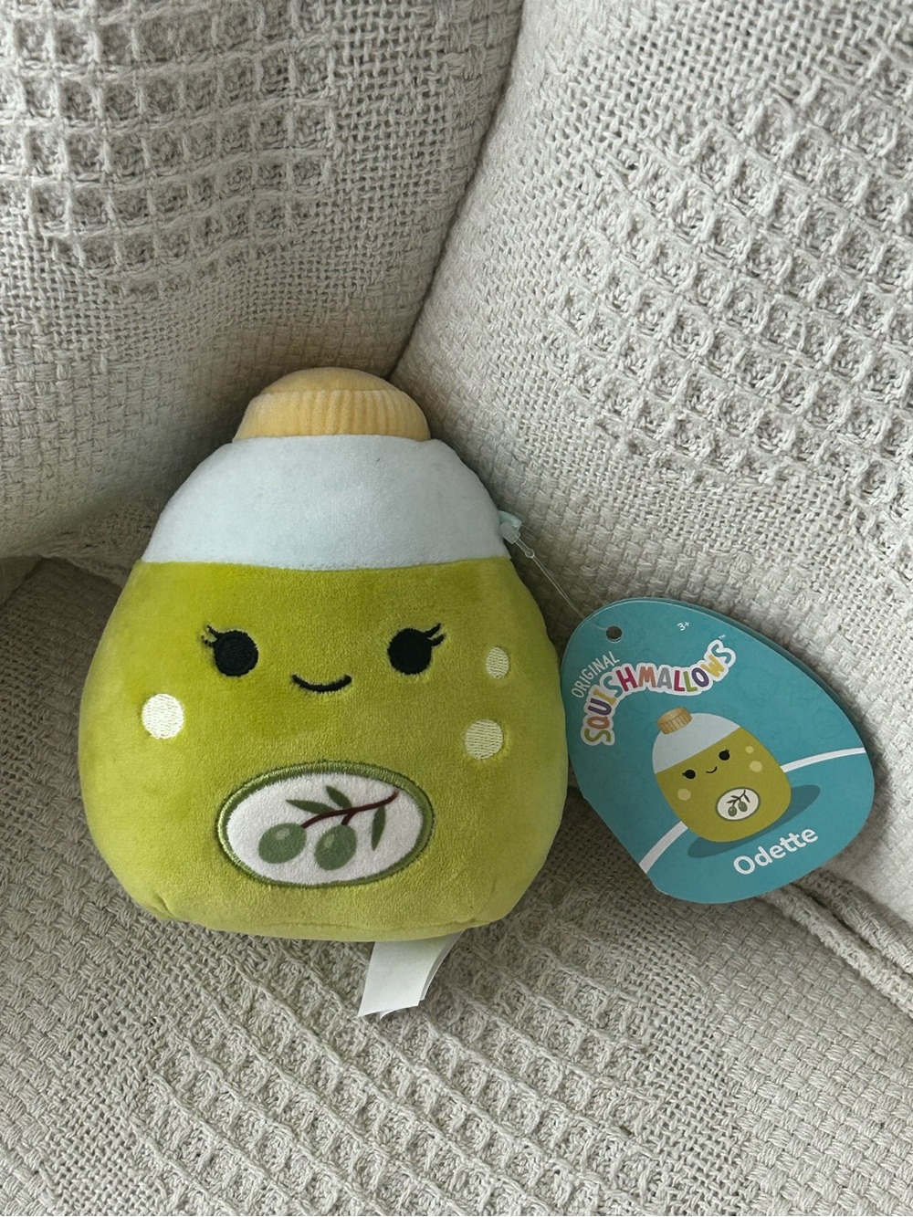 Squishmallows 5” Odette olive oil Plush - Green & White